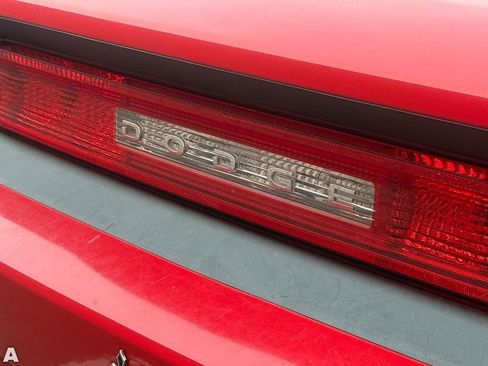 Used 2009 Dodge Challenger SE image 11