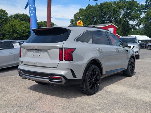 Used 2022 Kia Sorento SX FWD image 5
