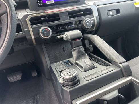 New 2026 Toyota Tacoma TRD Off-Road AWD/4WD image 19