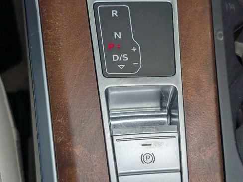 Used 2021 Audi A6 3.0T Premium w/ Convenience Package AWD/4WD image 30