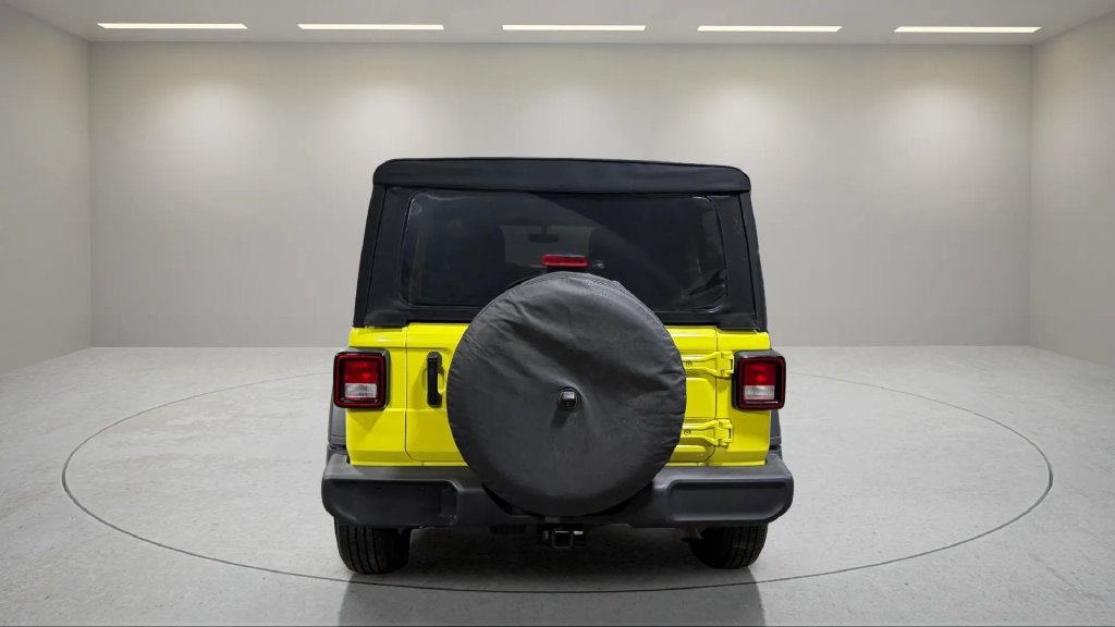 Used 2023 Jeep Wrangler Unlimited Sport AWD/4WD image 4