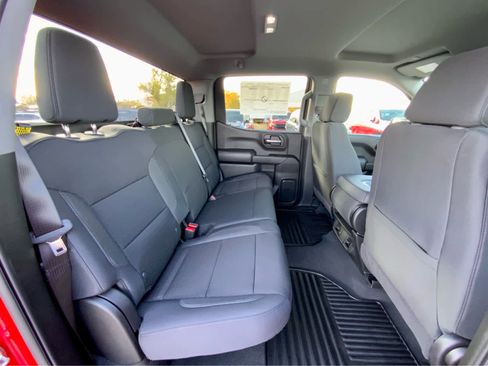 New 2026 Chevrolet Silverado 1500 Custom Trail Boss w/ LPO, Dark Essentials Package image 32