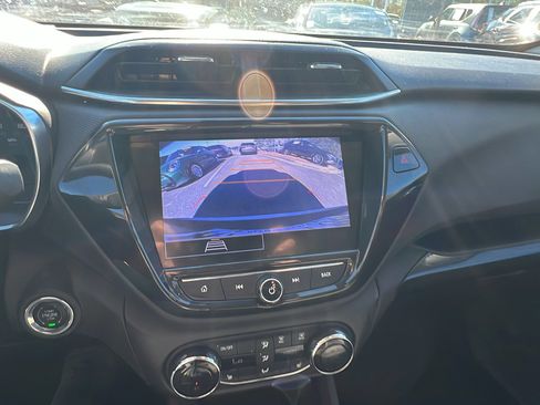 Used 2023 Chevrolet TrailBlazer LT w/ Convenience Package image 31