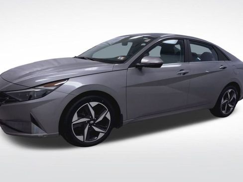 Used 2023 Hyundai Elantra Limited image 19