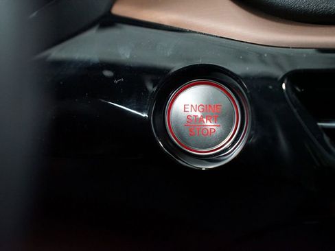 Used 2025 Acura MDX w/ Technology Package image 23