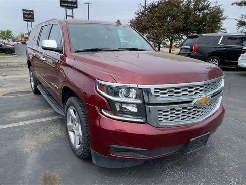 Used 2020 Chevrolet Suburban LS image 4