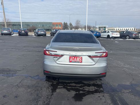 Certified 2025 Toyota Camry LE FWD image 8