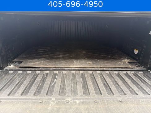 Used 2018 Toyota Tacoma Limited RWD image 28