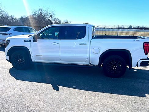 Used 2025 GMC Sierra 1500 Elevation w/ Elevation Premium Package image 6