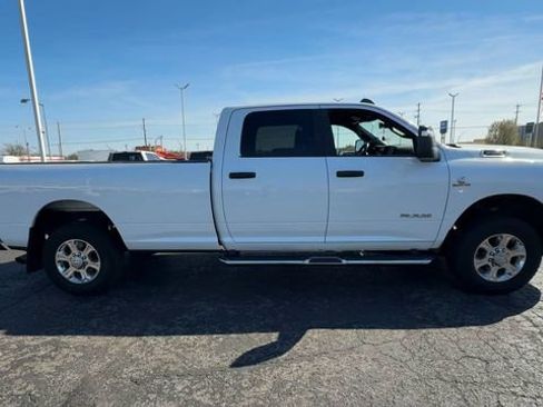 Used 2024 RAM 3500 Big Horn AWD/4WD image 9