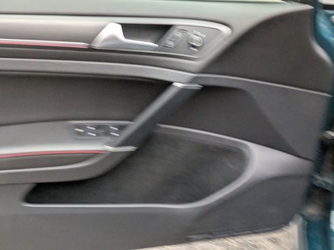 Used 2019 Volkswagen GTI S image 13