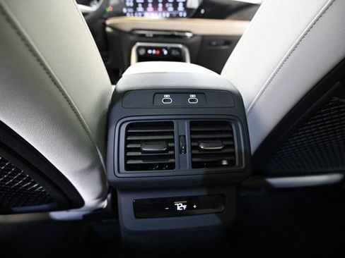 Used 2025 Audi Q5 Premium Plus AWD/4WD image 30