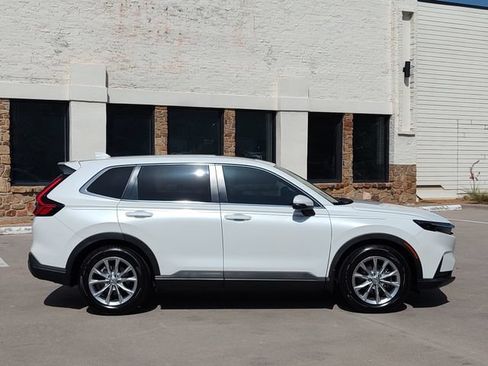 Used 2023 Honda CR-V EX image 2