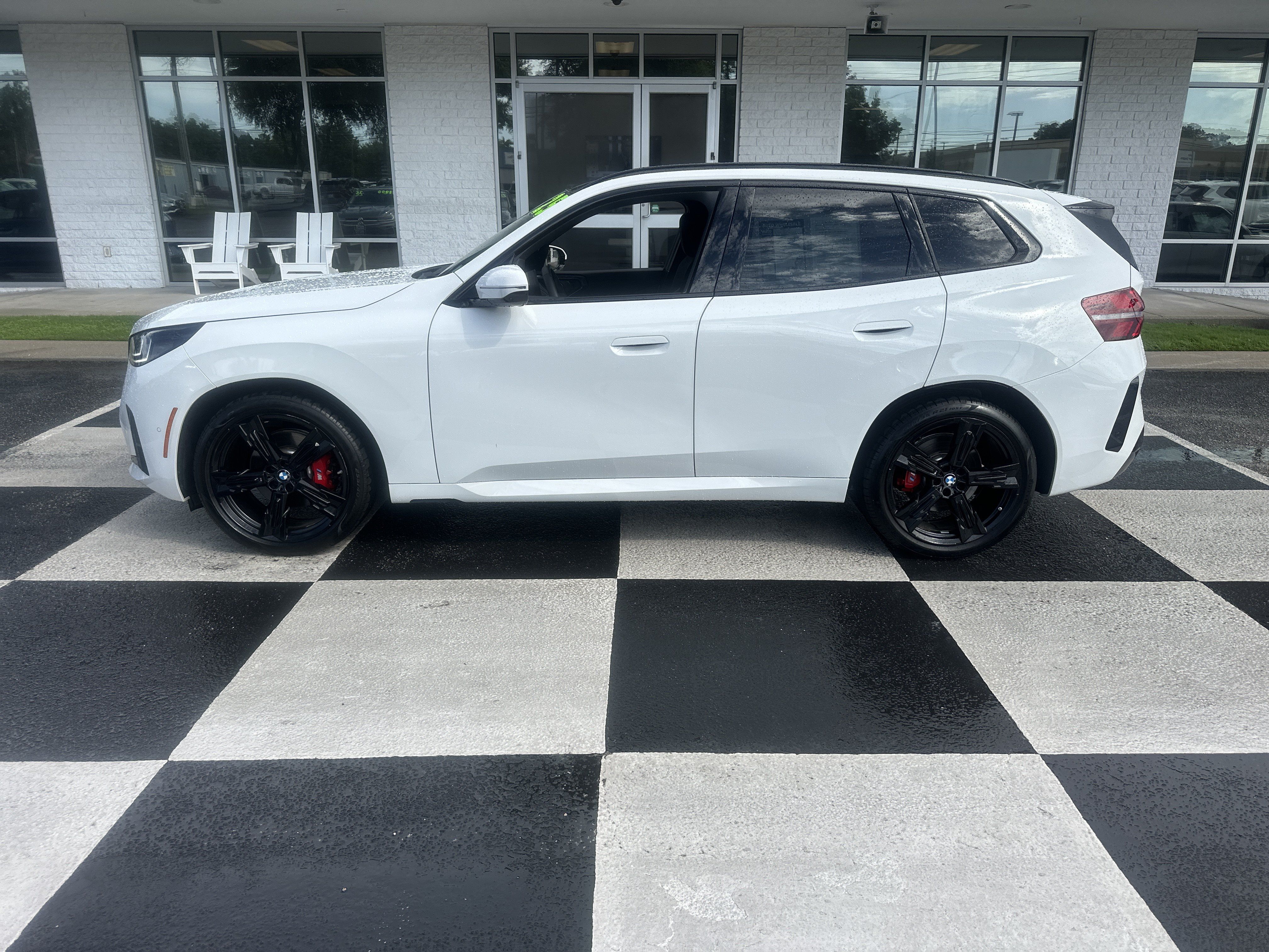 Used 2025 BMW X3 xDrive30i w/ Premium Package AWD/4WD image 1