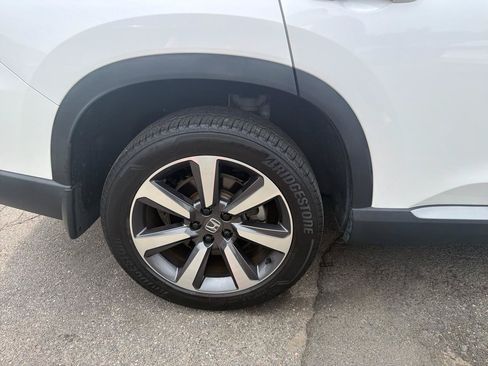 Used 2023 Honda Pilot Elite image 5