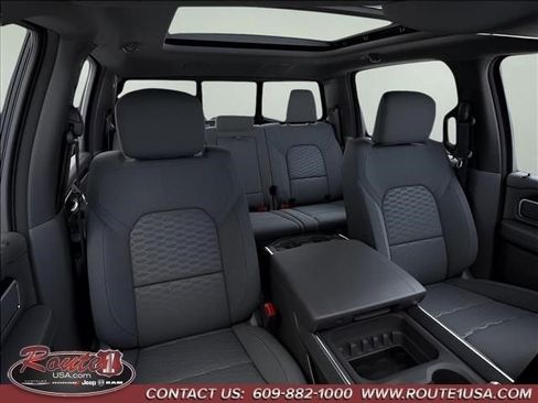 New 2026 RAM 1500 4x4 Crew Cab image 17