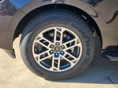 New 2026 Ford Expedition Active image 10