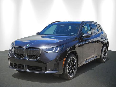 New 2026 BMW X3 xDrive30i w/ Premium Package AWD/4WD image 3