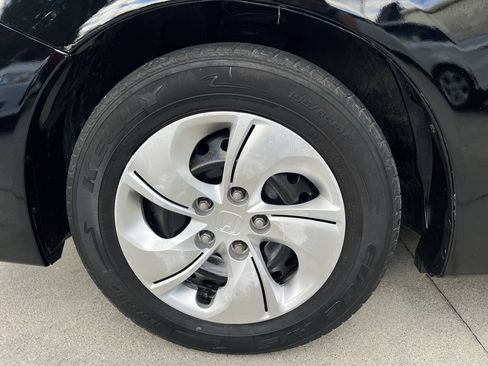 Used 2013 Honda Civic LX image 28