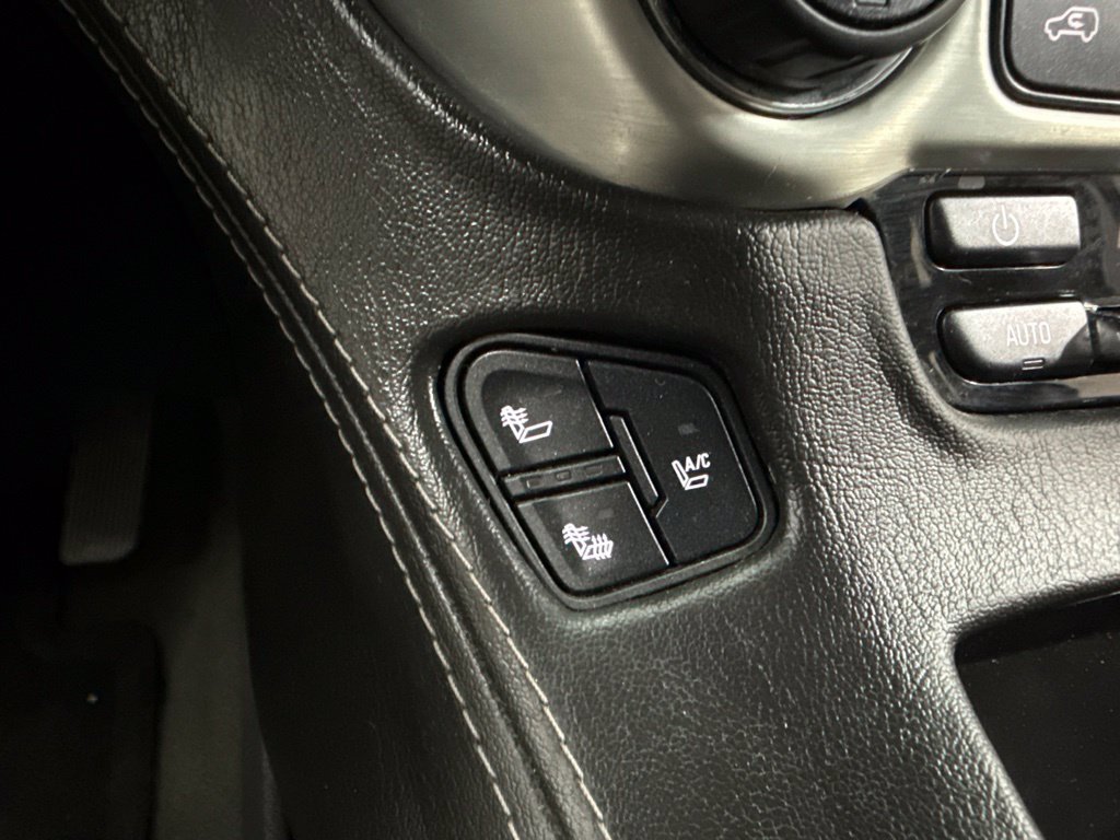 Used 2016 GMC Yukon SLT w/ HD Trailering Package RWD image 27