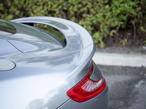 Used 2014 Aston Martin Vanquish Coupe image 10