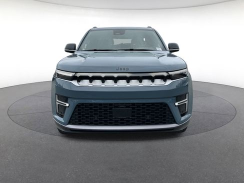 New 2026 Jeep Grand Wagoneer 4WD image 5