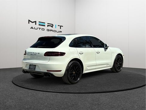 Used 2018 Porsche Macan GTS AWD/4WD image 9