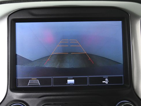 Used 2020 Chevrolet Silverado 1500 RST w/ All-Star Edition image 17