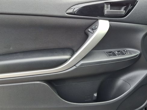 Used 2024 Mitsubishi Eclipse Cross AWD image 12