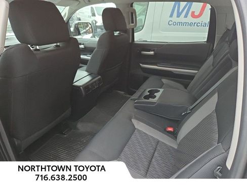 Used 2016 Toyota Tundra SR5 image 15