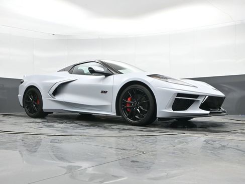 Used 2023 Chevrolet Corvette Stingray Premium Conv w/ Z51 Performance Package image 47