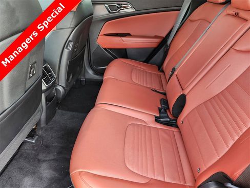 New 2025 Kia Sportage SX image 19