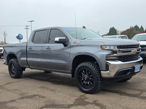 Used 2020 Chevrolet Silverado 1500 LT w/ All-Star Edition image 34