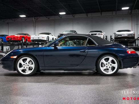 Used 2000 Porsche 911 Carrera 4 AWD/4WD image 2