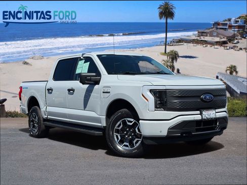 Used 2023 Ford F150 Lightning XLT AWD/4WD image 1