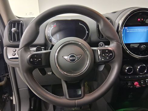 Used 2024 MINI Cooper Countryman S FWD image 9
