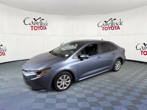 Used 2026 Toyota Corolla LE w/ Carpet Mat Package (TMS) FWD image 7