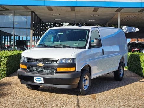 New 2025 Chevrolet Express 2500 w/ Driver Convenience Package image 4