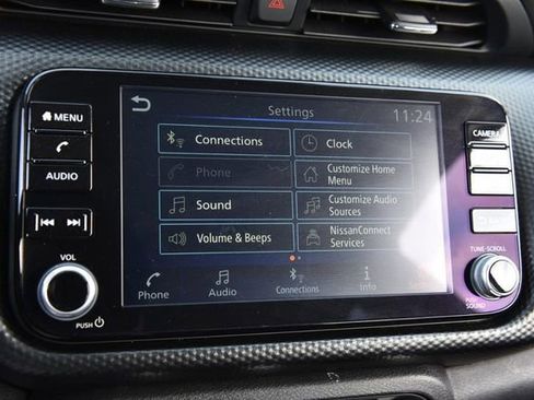 Used 2024 Nissan Kicks SV image 12