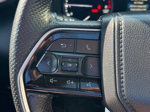 Used 2022 Toyota Tundra Limited w/ Power Package AWD/4WD image 19