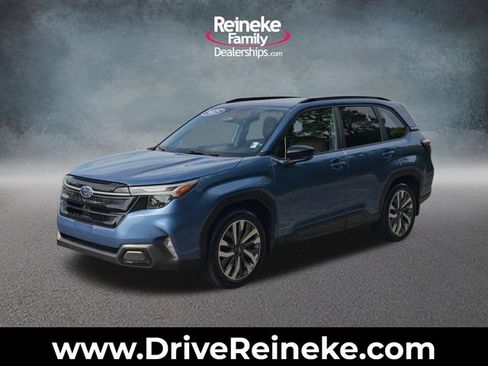 Used 2025 Subaru Forester Touring w/ Popular Package - Touring AWD/4WD image 1