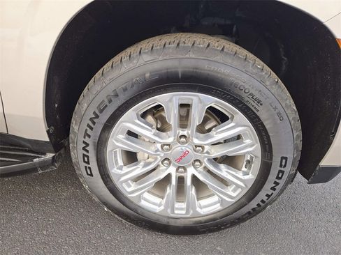 Used 2021 GMC Yukon SLT w/ SLT Luxury Plus Package image 21