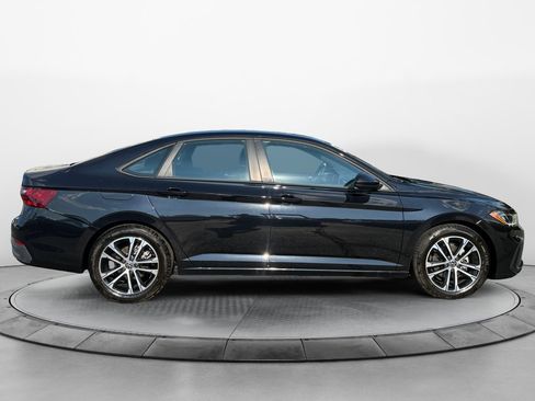 Used 2026 Volkswagen Jetta Sport FWD image 8