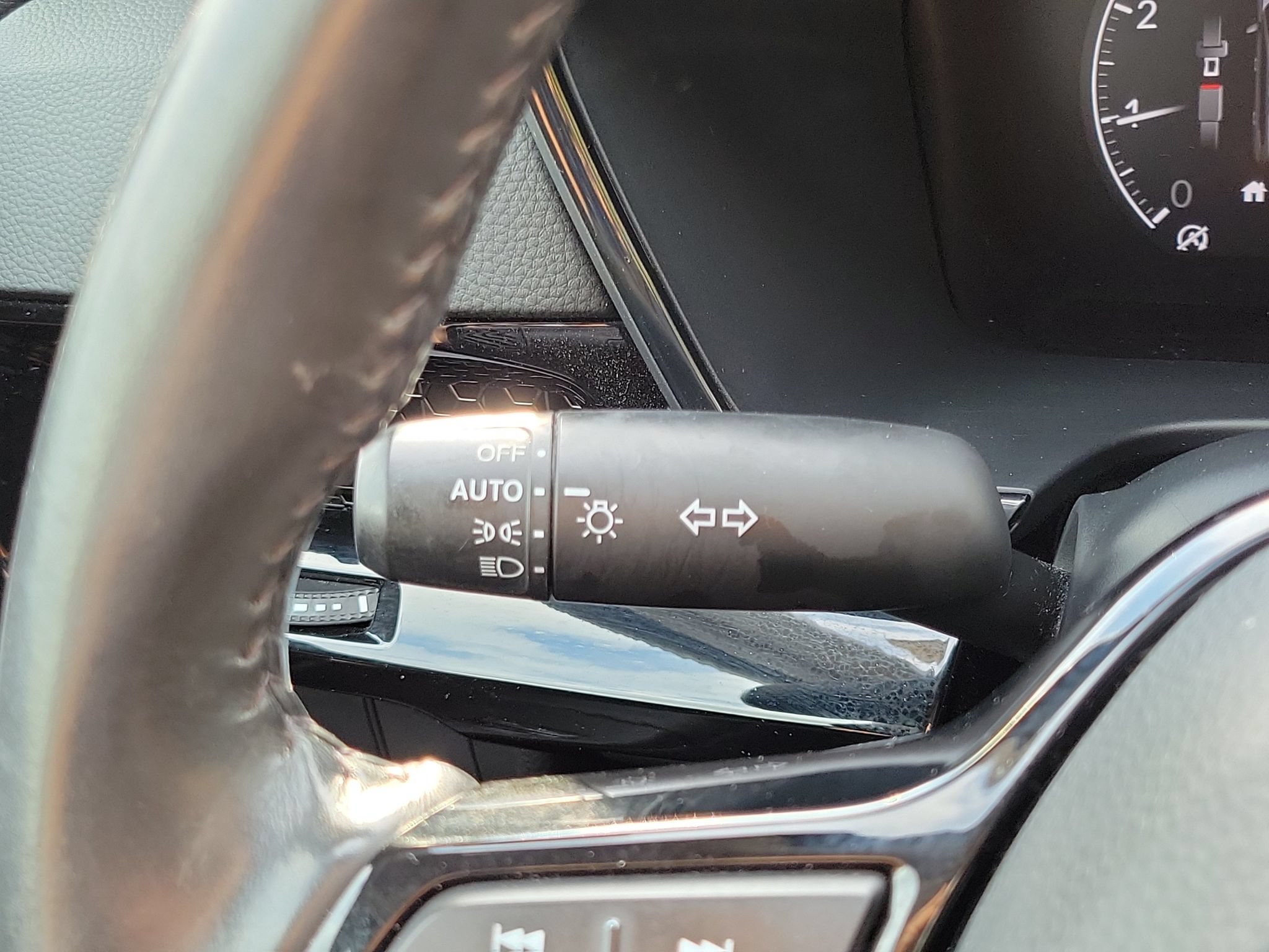 Used 2024 Honda CR-V EX-L image 14