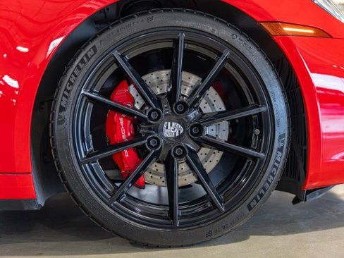 Used 2020 Porsche 911 Carrera S image 39