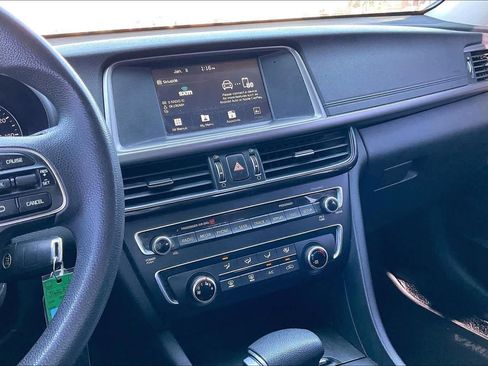 Used 2018 Kia Optima LX w/ Convenience Package image 14