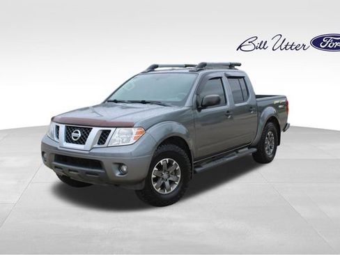 Used 2017 Nissan Frontier Desert Runner RWD image 1