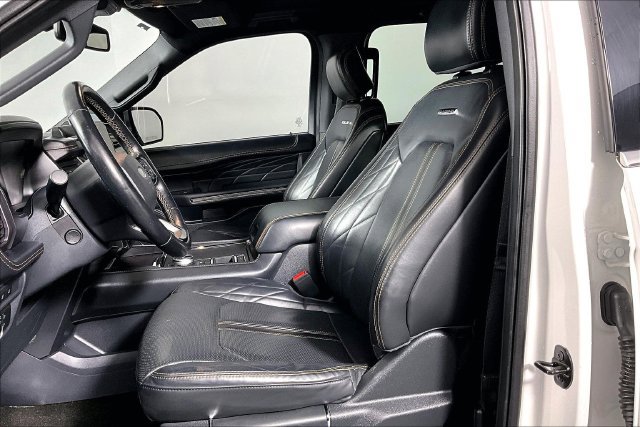 Used 2022 Ford Expedition Platinum RWD image 17