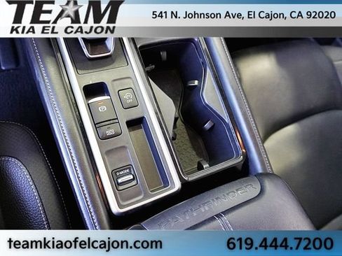 Used 2024 Nissan Pathfinder SL FWD image 36