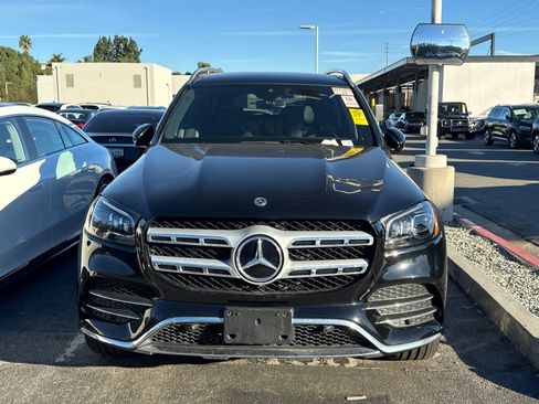 Used 2023 Mercedes-Benz GLS 450 4MATIC w/ AMG Line Exterior image 5